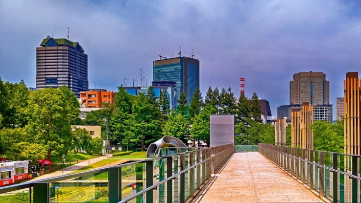 意外な人にも会える！？六本木でビールを飲みながら盛り上がれるクラブ