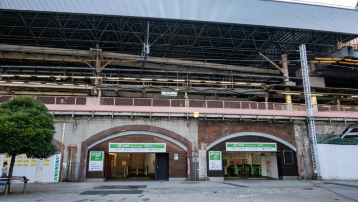 仕事帰りに一杯！新橋で魅力的なクラフトビールを飲めるパブを紹介