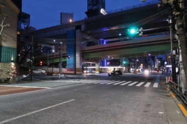 意外に庶民派!?西麻布で本格的なビールを味わえる立ち飲み居酒屋を紹介