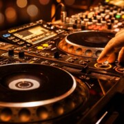 渋谷のDJ設備のあるカラオケバー・スナックで楽しむ |！イベントやパーティに最適