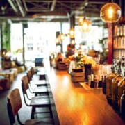 渋谷のカラオケバー・スナックでレンタルスペース｜店舗と利用者のメリット