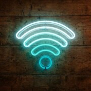 渋谷のWi-Fi完備カラオケバー＆スナック | Wi-Fiが無い店の理由も解説
